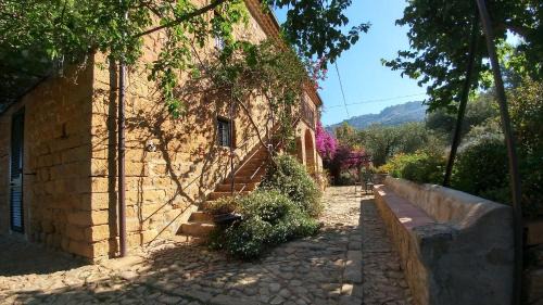 Pettineo House | Casa Migliaca