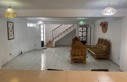 Taxco House | Casa Mila Taxco, pueblo mágico, ubicada en Centro Histórico, cerca de todo a pie