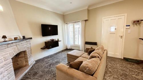 Miramar House | Casa Miriam - Casa En Miramar Para 4 PAX Con Cochera - Hola Sur