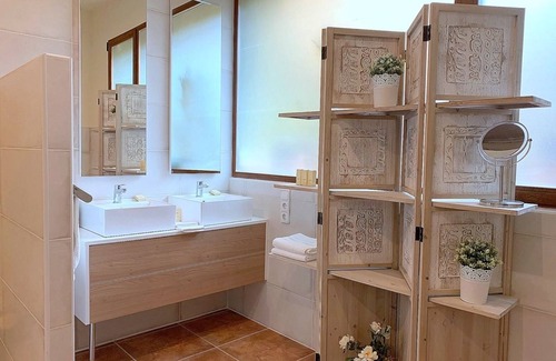 Jalon Bed & Breakfast | Casa Mistela