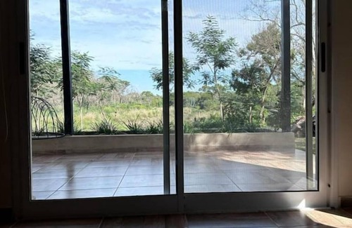 Paso de la Patria House | Casa Moderna Junto al rio