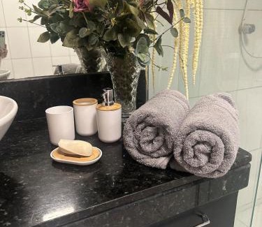 Marambaia House | Casa moderna com vista para floresta