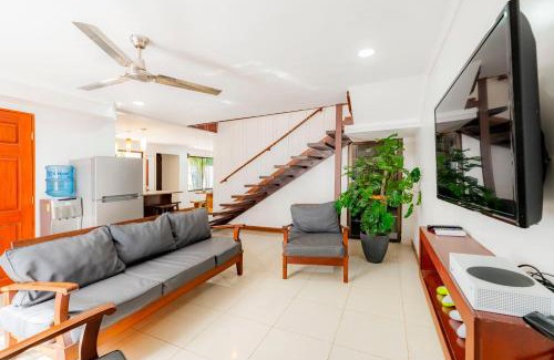 Matapalo House | Casa Mono del Río