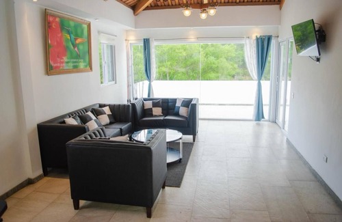San Pedro Jocopilas Hotel | Casa Montana Hotel