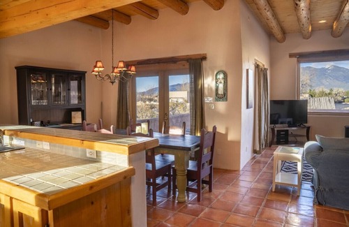 Taos House | Casa Monte Vista - Dream Getaway centrally located for easy access to all things fun