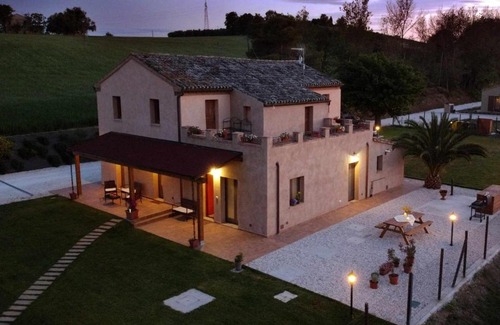 Monsano Apartment | Casa Montefiore 13 LT nella tranquilla campagna Marchigiana