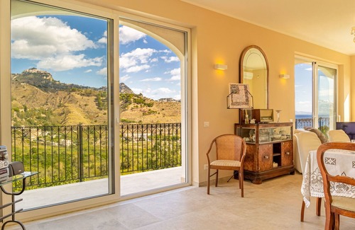 Giardini Naxos Apartment | Casa Musica - Panoramic Apartment