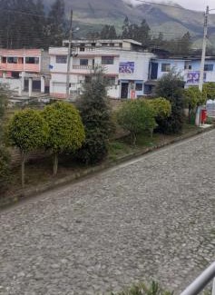 Miguel Egas Cabezas Apartment | Casa N Campestre uno en las faldas de Taita Imbabura