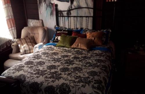 Itanhanga House | Casa na Ilha Primeira, Qto e Sala, na BARRA para até 04 pessoas!