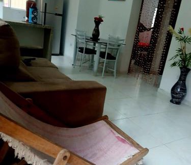 Itanhaem Apartment | Casa na praia com 2 quartos