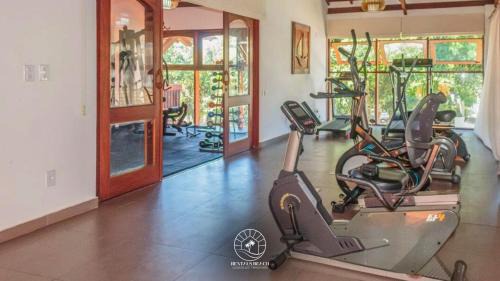 Arraial d'Ajuda House | Casa na Praia de Mucugê - Arraial D'ajuda - Bahia - 40m da praia - Ar condicionado - vaga de estacionamento - Wifi