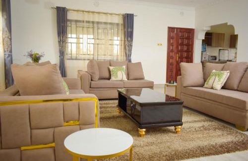 Nakuru County Villa | Casa Nadreya Home