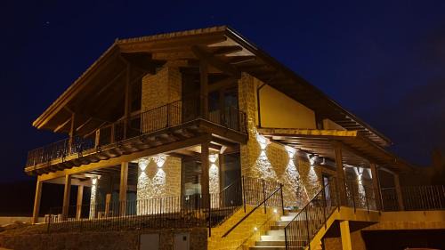 Valle de Yerri House | Casa Nahia Hostal Rural