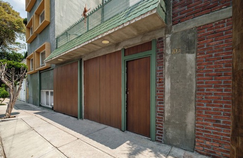 Benito Juarez House | Casa Narvarte 105