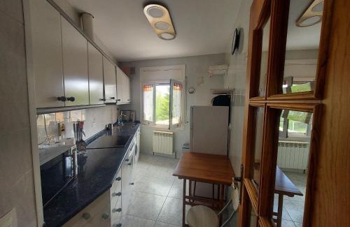 Abiego Apartment | Casa Nasarre- Acogedora casa rural con garaje con vistas a la Sierra de GUARA