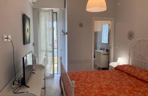 Borghetto Santo Spirito Apartment | Casa Natalina a 30 metri spiaggia