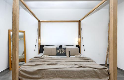 Skopelos Apartment | Casa Naturale