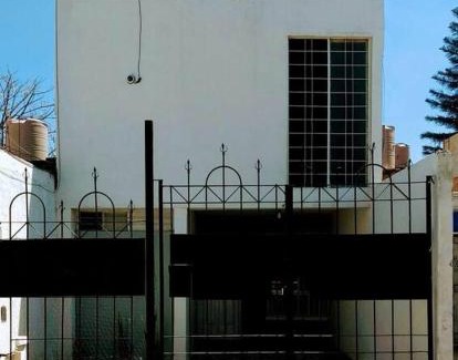 Leon House | Casa Neblina confort y tranquilidad.