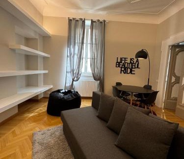 Osimo Apartment | Casa nel Vicolo - Duomo di Osimo e 20 min da Loreto