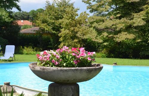 Travedona-Monate Villa | Casa Neu