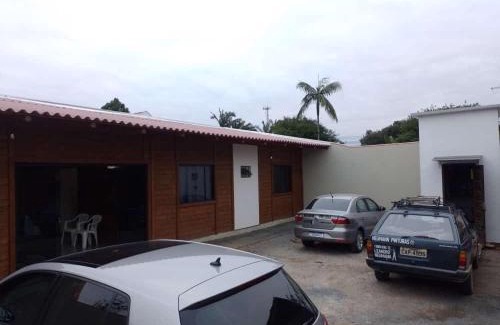 Praia da Armacao do Itapocoroi House | Casa Neumann