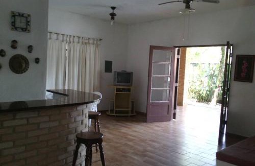 Praia Grande House | Casa Neves, ampla, próxima a Praia Grande