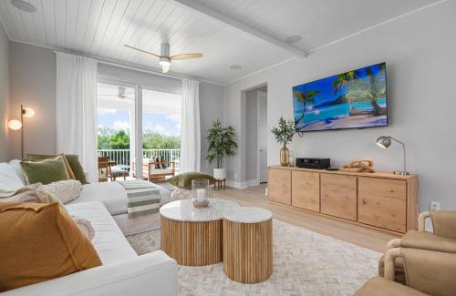 Cortez House | CASA NICA! Luxury Private Pool Home with dock on a saltwater canal!