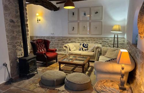 La Carroja House | CASA NICOLE Naturaleza, Montañas y Piscina Privada en Alicante