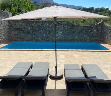 La Carroja House | CASA NICOLE Naturaleza, Montañas y Piscina Privada en Alicante