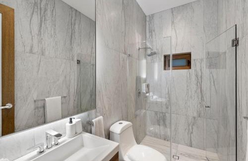 Zona Rosa Apartment | Casa Niza Suites