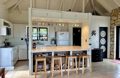 Tar Bay Villa | CASA NOMAD a sun-kissed Spanish villa with oceans views and private pool.