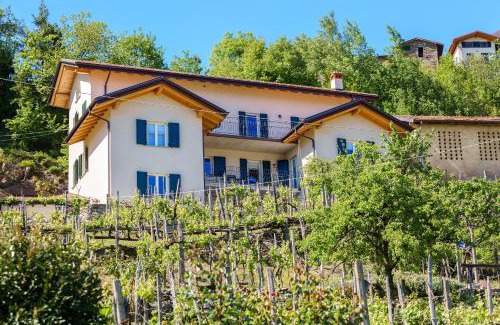 Vercana House | Casa Nonna Nina