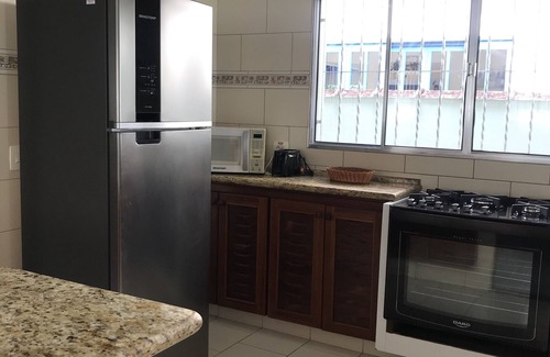 Guaeca House | CASA NOVA - 60 m from the beach with air conditioning, barbecue on the terrace and garden