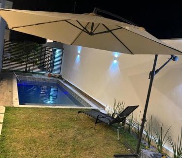 Porto Seguro House | casa nova moderna 4min da praia 10 min do axemoi e toatoa 300m de hipermercado e farmácias