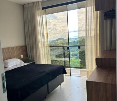 Aguas de Lindoia House | Casa nova, piscina e vista para as montanhas