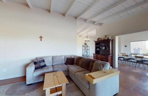Tucson House | Casa Nuestra