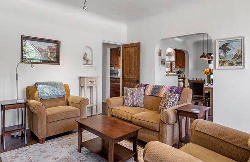 Downtown Santa Fe House | Casa O'Keeffe - Five Minute Walk to the Plaza