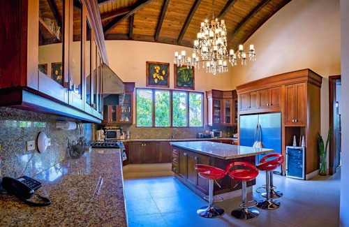 Las Palmas Villa | Casa Oasis in Casa de Campo by Personal Villas - Ambiance of a Tropical Oasis