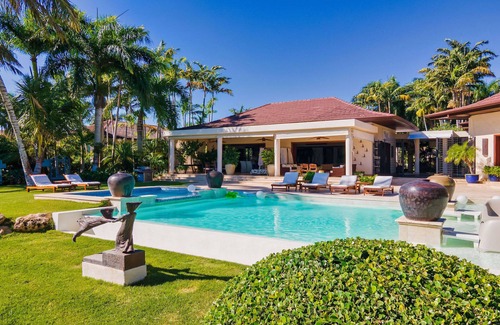 Las Palmas Villa | Casa Oasis in Casa de Campo by Personal Villas - Ambiance of a Tropical Oasis