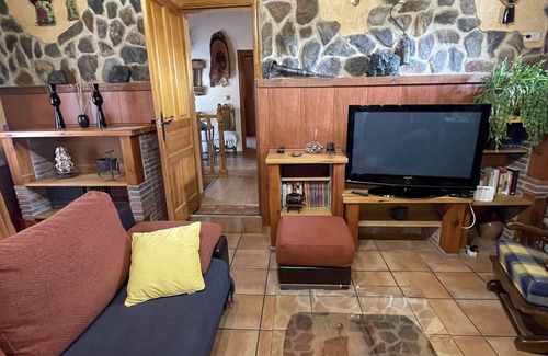 Guardo Cottage | Casa Obis - Casa Rural con Jardín, Barbacoa y Unas Espectaculares Vistas