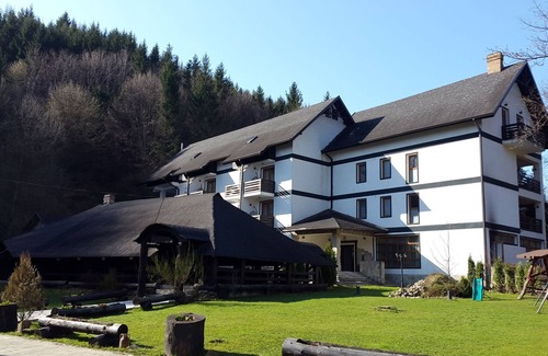 Sucevita Apartment | Casa Octavian the idyllic place in Bucovina