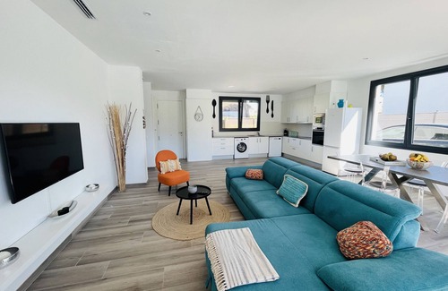 Mas Pinell Villa | Casa Olivera - Private pool, A/C and modern