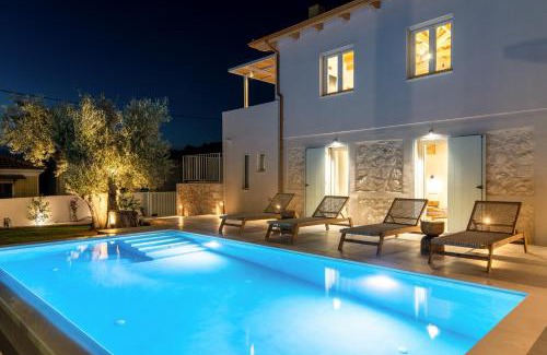 Tsoukaladhes Villa | Casa Oliva