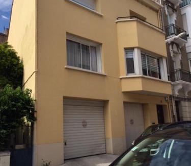 La Gare Apartment | Casa Oliva -situé au 2ème étage sans ascenseur