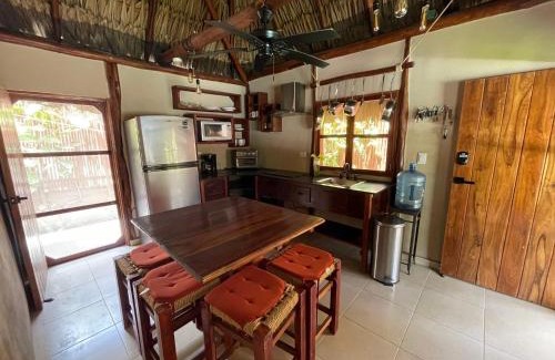 El Cuyo Apartment | Casa Om Palapa with Kitchen