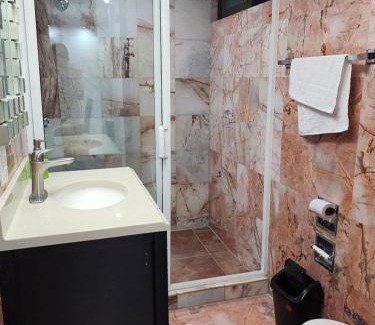 Zona Dorada House | Casa Ostra con alberca privada