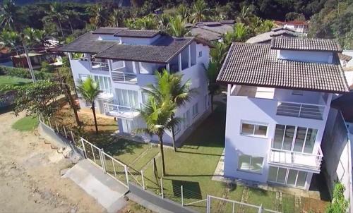 Lazaro House | Casa Pé na Areia Condomínio fechado com piscina resort na Sununga - Ubatuba