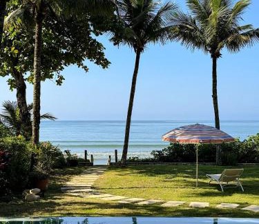 Lagoinha House | Casa Pé na Areia na Praia da Lagoinha em Ubatuba