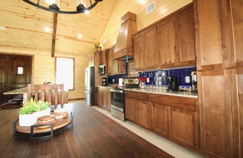 Rio Frio House | Casa Pacana - Private Frio Canyon Resort-Type Property w/Views!