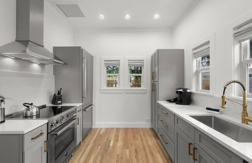 Historic Ybor House | Casa Padrón | Gorgeous Home Steps to 7th Ave
